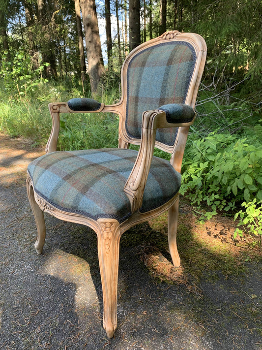 Karmstol med vardagselegans